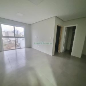 Apartamento com 42m², 1 dormitório, 1 vaga, no bairro Santa Catarina em Caxias do Sul para Alugar