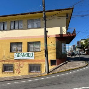 Casa com 203m², 2 dormitórios, 1 vaga, no bairro Nossa Senhora de Lourdes em Caxias do Sul para Comprar