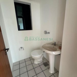 Sala com 70m², no bairro São Pelegrino em Caxias do Sul para Alugar