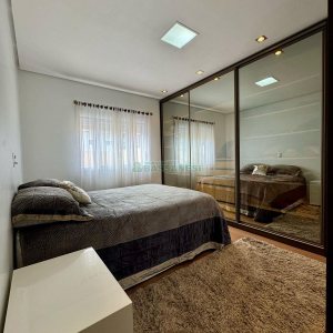 Apto Mobiliado com 148m², 2 dormitórios, 2 vagas, no bairro Jardim do Shopping em Caxias do Sul para Alugar