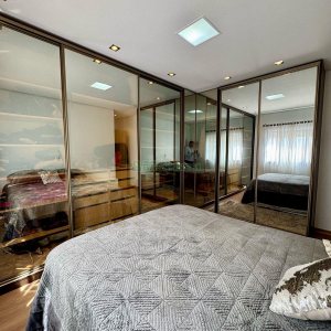 Apto Mobiliado com 148m², 2 dormitórios, 2 vagas, no bairro Jardim do Shopping em Caxias do Sul para Alugar