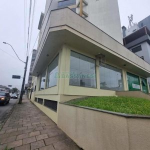 Loja com 160m², no bairro Pio X em Caxias do Sul para Alugar