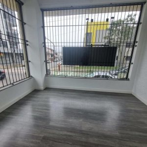 Loja com 160m², no bairro Pio X em Caxias do Sul para Alugar