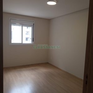 Apartamento com 55m², 2 dormitórios, 1 vaga, no bairro Cidade Nova em Caxias do Sul para Comprar