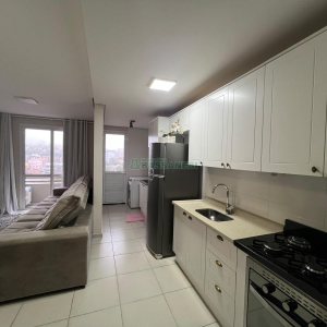 Apto Mobiliado com 65m², 2 dormitórios, 2 vagas, no bairro Cruzeiro em Caxias do Sul para Alugar