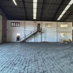 Pavilhão com 1400m², no bairro São José em Caxias do Sul para Alugar