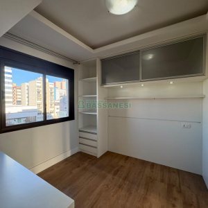 Apartamento com 110m², 2 dormitórios, 2 vagas, no bairro São Pelegrino em Caxias do Sul para Alugar