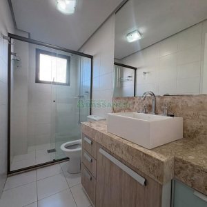 Apartamento com 110m², 2 dormitórios, 2 vagas, no bairro São Pelegrino em Caxias do Sul para Alugar