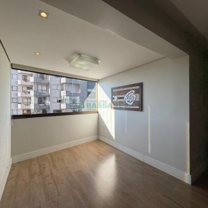 Apartamento com 110m², 2 dormitórios, 2 vagas, no bairro São Pelegrino em Caxias do Sul para Alugar