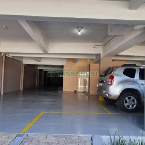 Apartamento com 60m², 2 dormitórios, 1 vaga, no bairro Santa Lúcia em Caxias do Sul para Comprar