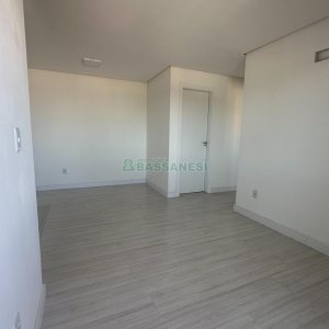 Apartamento com 54m², 2 dormitórios, no bairro Desvio Rizzo em Caxias do Sul para Alugar