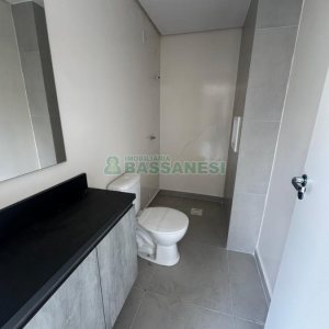Sala com 140m², no bairro Lourdes em Caxias do Sul para Alugar