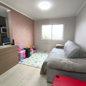 Apartamento com 56m², 2 dormitórios, 1 vaga, no bairro Salgado Filho em Caxias do Sul para Comprar