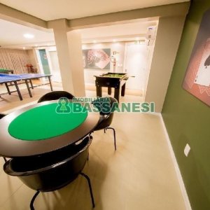 Apto Mobiliado com 88m², 2 dormitórios, 1 vaga, no bairro Villagio Iguatemi em Caxias do Sul para Alugar