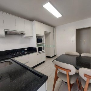 Apto Mobiliado com 121m², 3 dormitórios, 1 vaga, no bairro São Pelegrino em Caxias do Sul para Alugar