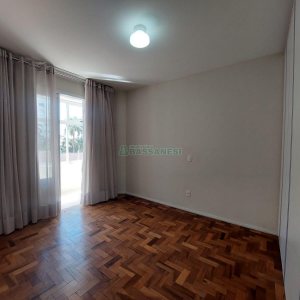 Apto Mobiliado com 121m², 3 dormitórios, 1 vaga, no bairro São Pelegrino em Caxias do Sul para Alugar