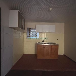 Casa com 52m², 2 dormitórios, no bairro Rio Branco em Caxias do Sul para Alugar