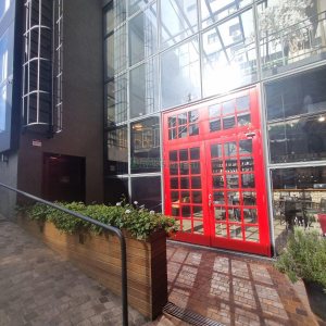 Loja com 400m², no bairro Exposição em Caxias do Sul para Alugar