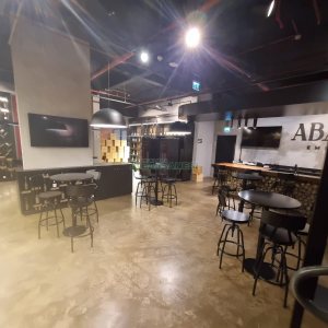 Loja com 400m², no bairro Exposição em Caxias do Sul para Alugar