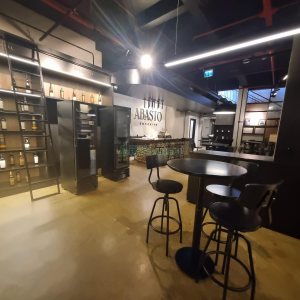 Loja com 400m², no bairro Exposição em Caxias do Sul para Alugar