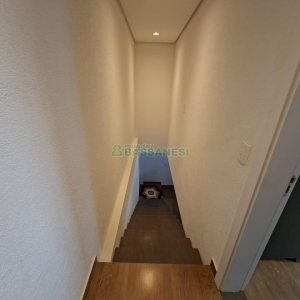 Casa com 266m², 3 dormitórios, 2 vagas, no bairro Esplanada em Caxias do Sul para Alugar