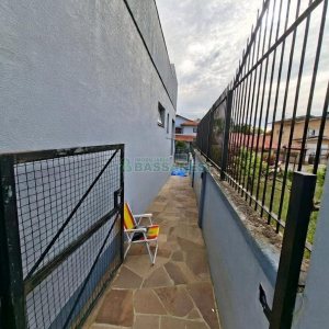 Casa com 266m², 3 dormitórios, 2 vagas, no bairro Esplanada em Caxias do Sul para Alugar