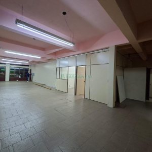 Loja com 171m², no bairro Cristo Redentor em Caxias do Sul para Alugar