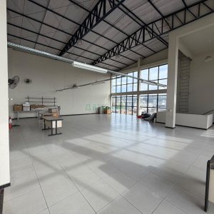 Predio com 1004m², 10 vagas, no bairro Pio X em Caxias do Sul para Alugar ou Comprar