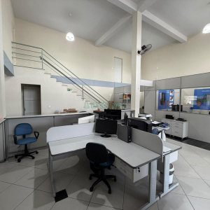 Predio com 1004m², 10 vagas, no bairro Pio X em Caxias do Sul para Alugar ou Comprar