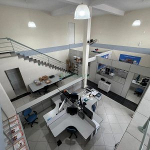 Predio com 1004m², 10 vagas, no bairro Pio X em Caxias do Sul para Alugar ou Comprar