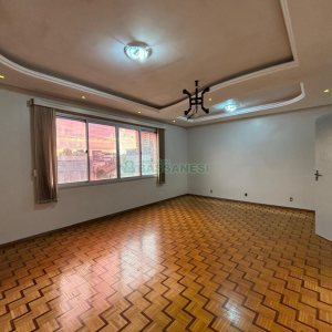 Apartamento com 110m², 3 dormitórios, no bairro Centro em Caxias do Sul para Alugar