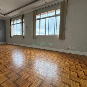 Apartamento com 110m², 3 dormitórios, no bairro Centro em Caxias do Sul para Alugar
