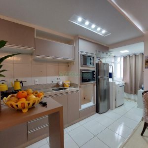 Apto Mobiliado com 62m², 2 dormitórios, 1 vaga, no bairro Presidente Vargas em Caxias do Sul para Alugar