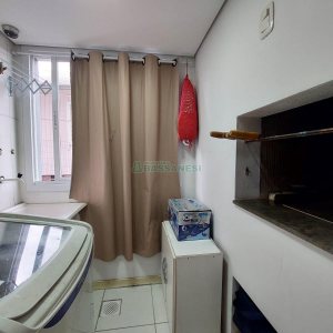 Apto Mobiliado com 62m², 2 dormitórios, 1 vaga, no bairro Presidente Vargas em Caxias do Sul para Alugar