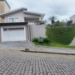 Casa com 200m², 3 dormitórios, 3 vagas, no bairro Jardim Eldorado em Caxias do Sul para Alugar