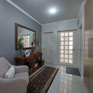 Casa com 200m², 3 dormitórios, 3 vagas, no bairro Jardim Eldorado em Caxias do Sul para Alugar
