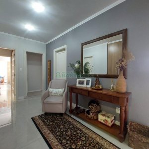 Casa com 200m², 3 dormitórios, 3 vagas, no bairro Jardim Eldorado em Caxias do Sul para Alugar