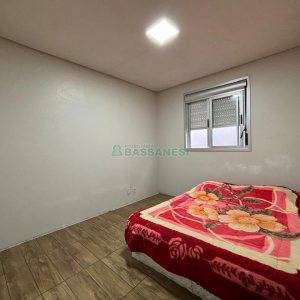 Apartamento com 62m², 2 dormitórios, 1 vaga, no bairro São Caetano em Caxias do Sul para Alugar