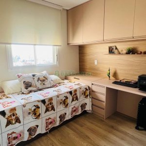 Apto Mobiliado com 102m², 3 dormitórios, 2 vagas, no bairro Cinqüentenário em Caxias do Sul para Alugar