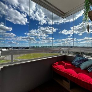 Apto Mobiliado com 102m², 3 dormitórios, 2 vagas, no bairro Cinqüentenário em Caxias do Sul para Alugar