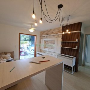 Apto Mobiliado com 59m², 2 dormitórios, 1 vaga, no bairro Reolon em Caxias do Sul para Alugar
