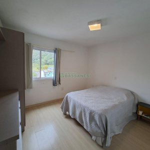 Apto Mobiliado com 59m², 2 dormitórios, 1 vaga, no bairro Reolon em Caxias do Sul para Alugar