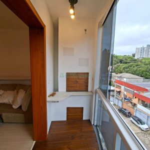 Apto Mobiliado com 59m², 2 dormitórios, 1 vaga, no bairro Reolon em Caxias do Sul para Alugar