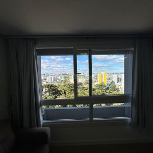 Apartamento com 38m², 1 dormitório, 1 vaga, no bairro Sanvitto em Caxias do Sul para Comprar