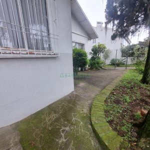 Casa Comercial com 380m², 2 vagas, no bairro Bela Vista em Caxias do Sul para Alugar