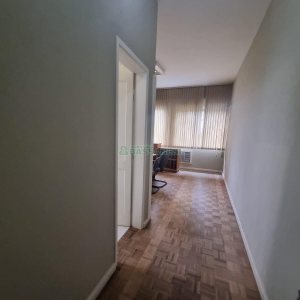 Casa Comercial com 380m², 2 vagas, no bairro Bela Vista em Caxias do Sul para Alugar