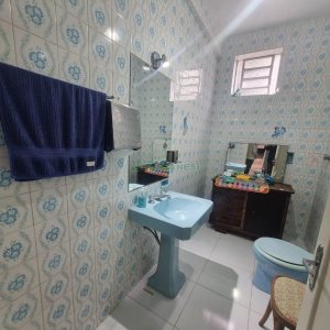 Casa Comercial com 380m², 2 vagas, no bairro Bela Vista em Caxias do Sul para Alugar