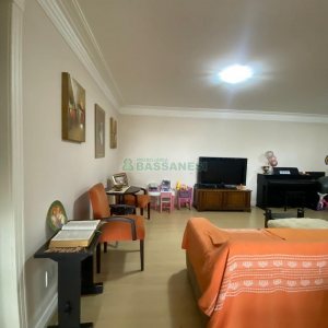 Apartamento com 150m², 3 dormitórios, 2 vagas, no bairro Lourdes em Caxias do Sul para Comprar