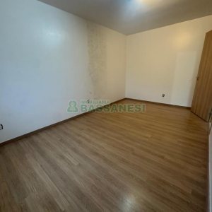 Apartamento com 65m², 2 dormitórios, 1 vaga, no bairro Desvio Rizzo em Caxias do Sul para Alugar