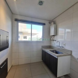 Apartamento com 111m², 3 dormitórios, 2 vagas, no bairro Vinhedos em Caxias do Sul para Alugar